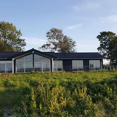 Luxury Beachfront With Seaview * Otterup