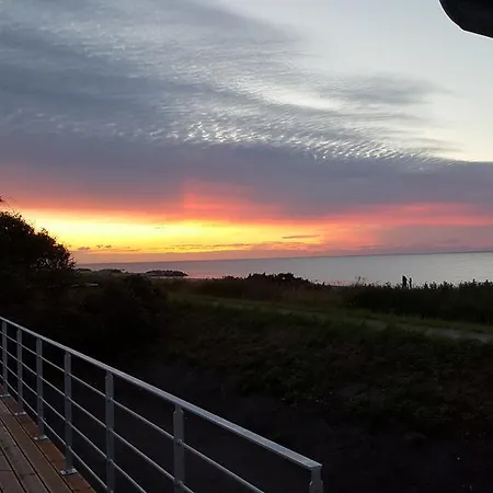 Luxury Beachfront With Seaview Hébergement de vacances Otterup
